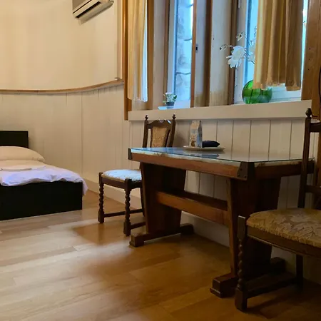 Bed & Breakfast Kalmar Panzio 3*